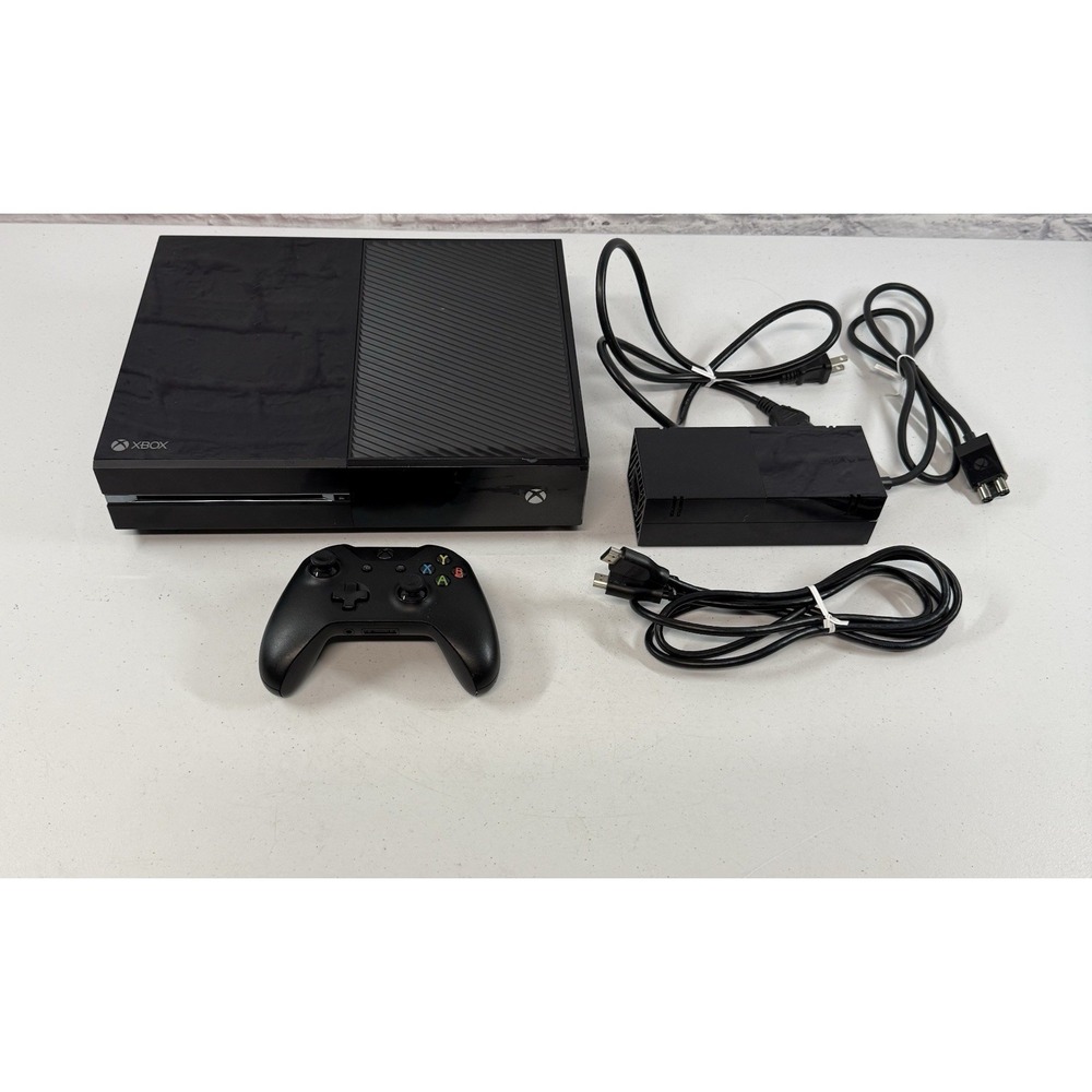 Microsoft Xbox One 500GB Black Console MPN 1540 w/ Wireless Controller & Cables